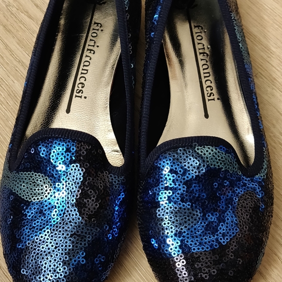 Blue Loafers (Italy) - Picture 2 of 12